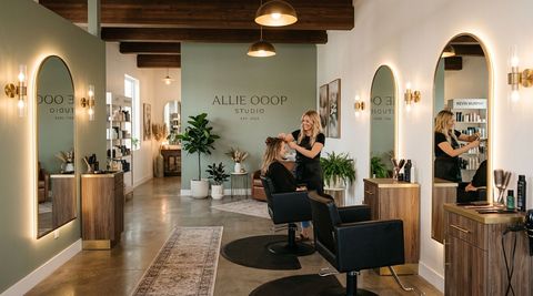 Illustration of Allie Ooop Studio, beauty salon in Craig, CO